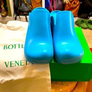 NWT Authentic Bottega Veneta Flash Pump Mule